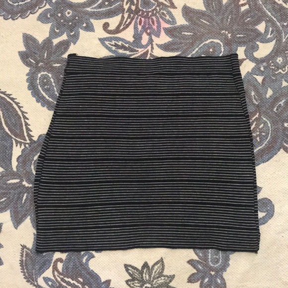 Assymetrical Skirt - Picture 2 of 2